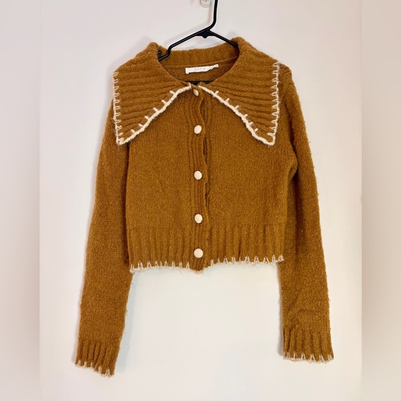 ASTR The Label Camel Teddy Knit Cropped Cardigan with Oversized Collar - Large - Picture 1 of 5